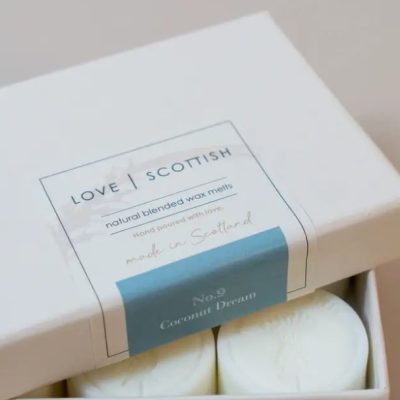 Introducing our Love | Scottish collection, featuring premium natural blended wax melts in the delightful scent of Coconut Dream. These hand-poured wax melts are crafted with love in Scotland and come beautifully packaged to showcase a sneak peek of the aromatic treasures within. Experience the captivating fragrance and artisanal quality today! Perfect for those searching for luxurious scented wax melts made in Scotland.
